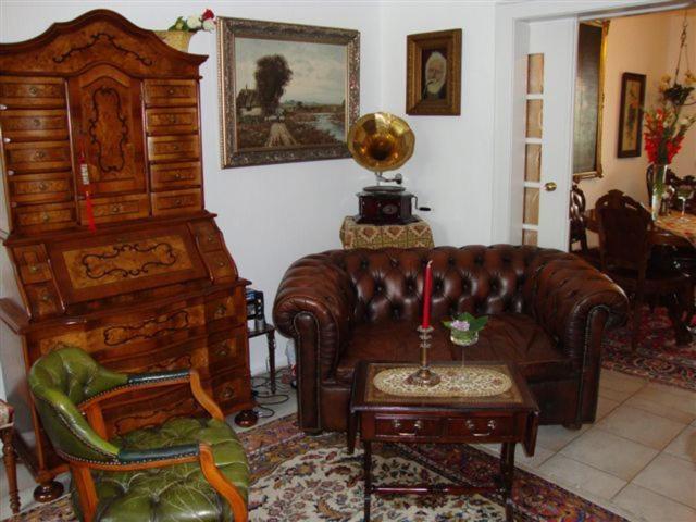 Haus Mooren, Hotel Garni Düsseldorf Buitenkant foto