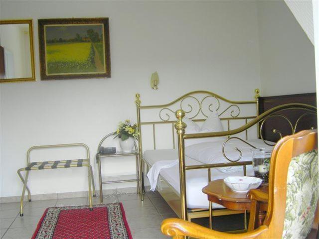 Haus Mooren, Hotel Garni Düsseldorf Buitenkant foto