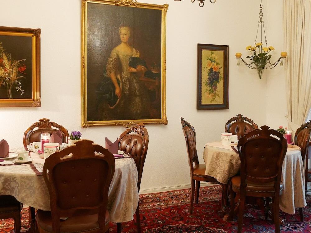 Haus Mooren, Hotel Garni Düsseldorf Buitenkant foto